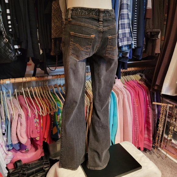 SO ♡ Sweet Black STRETCH Denim Gold Trim Stitching Fit 'n Flare Jeans 1 - Picture 11 of 17